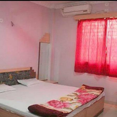 Hotel Mahakal Palace Ujjain Exteriör bild